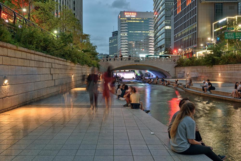 Seoul Korea Arch Street 